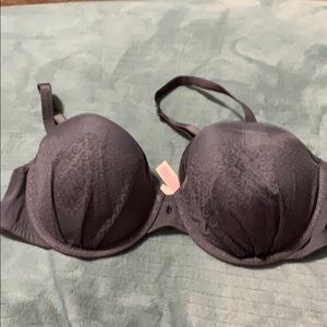 Victoria’s Secret fabulous lined semi bra